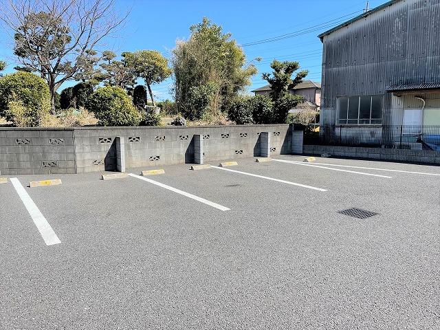 ミランダプレジュールⅡ(55949)の外観・駐車場イメージ1枚目