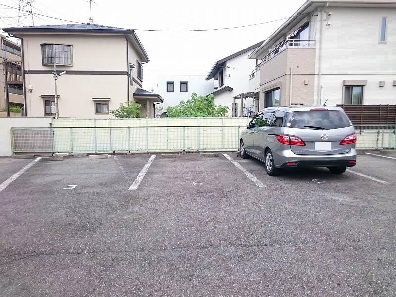 ＦＫパーキングリリーの外観・駐車場イメージ2枚目
