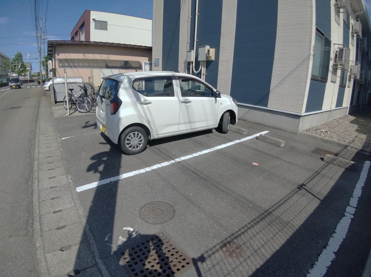 ファイン　ボックス(45013)の外観・駐車場イメージ1枚目