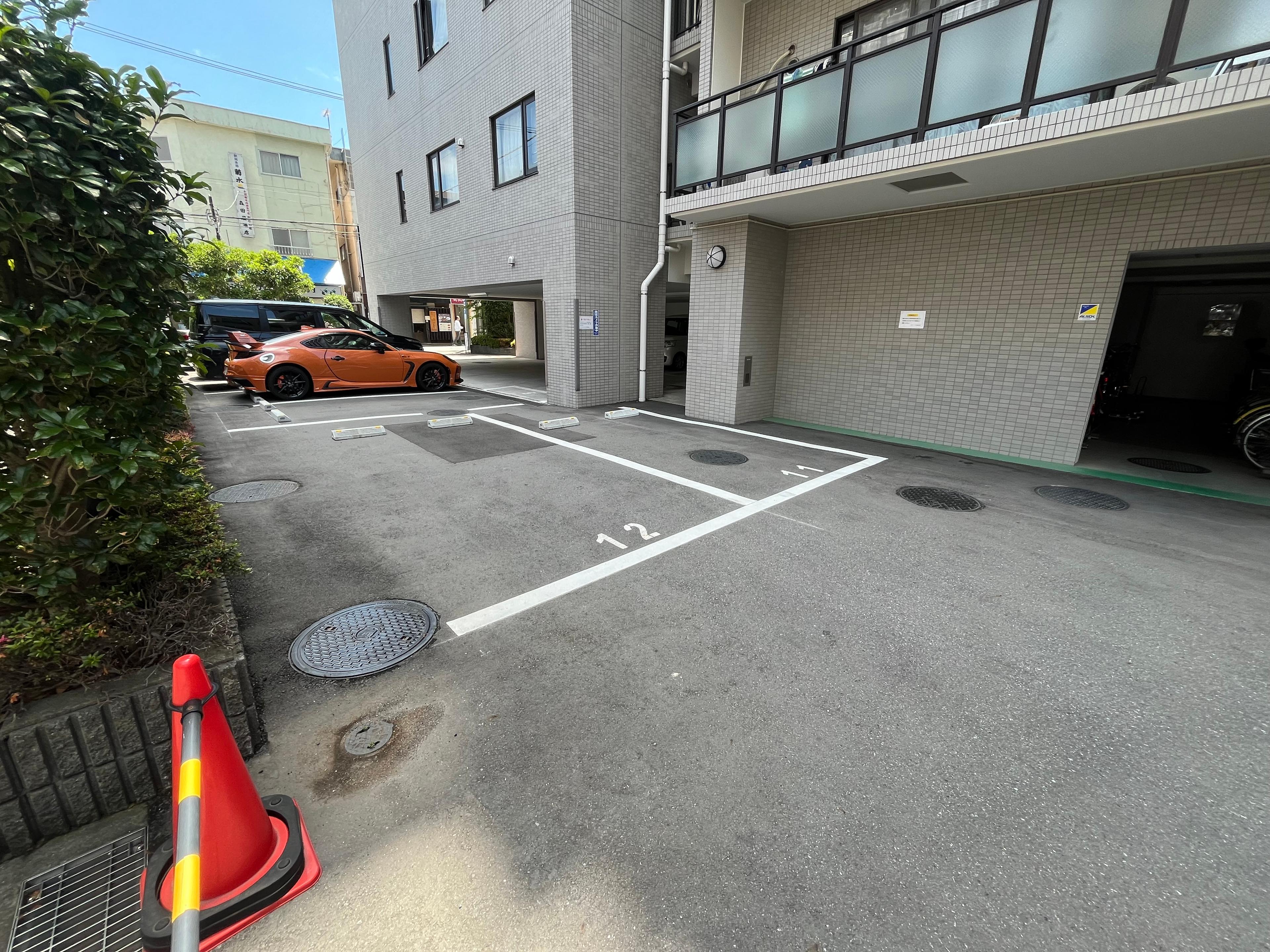 アクシルコート竹の塚　駐車場の外観・駐車場イメージ2枚目
