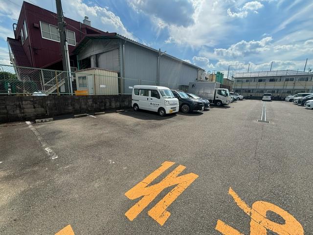 池田町太田ガレージの外観・駐車場イメージ2枚目