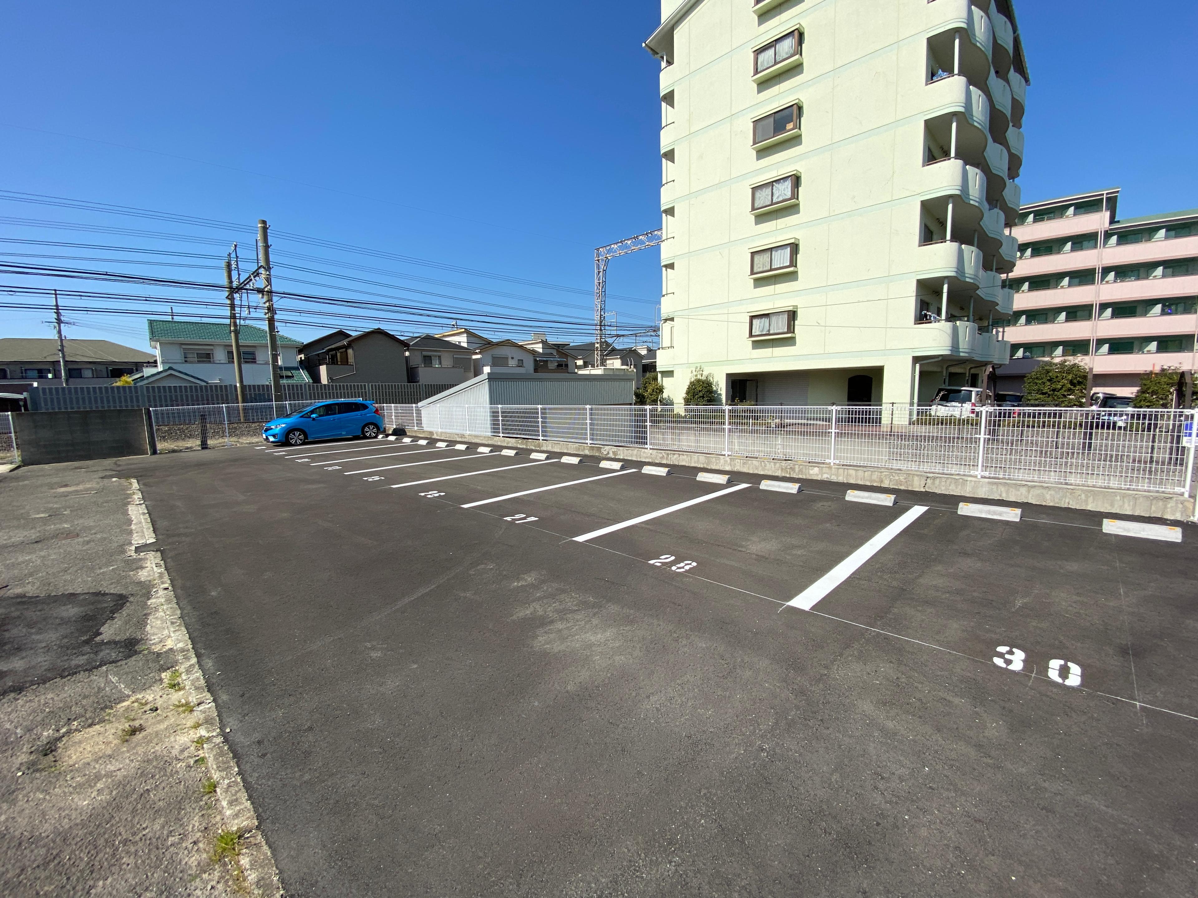 ナカノモータープールの外観・駐車場イメージ2枚目