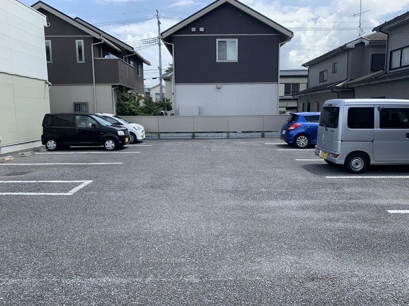 ゼオン(23538)の外観・駐車場イメージ1枚目