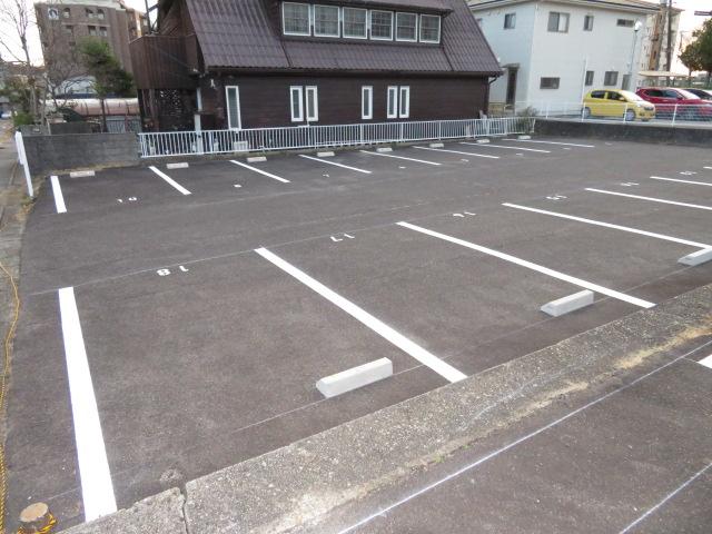 駐車場画像2枚目