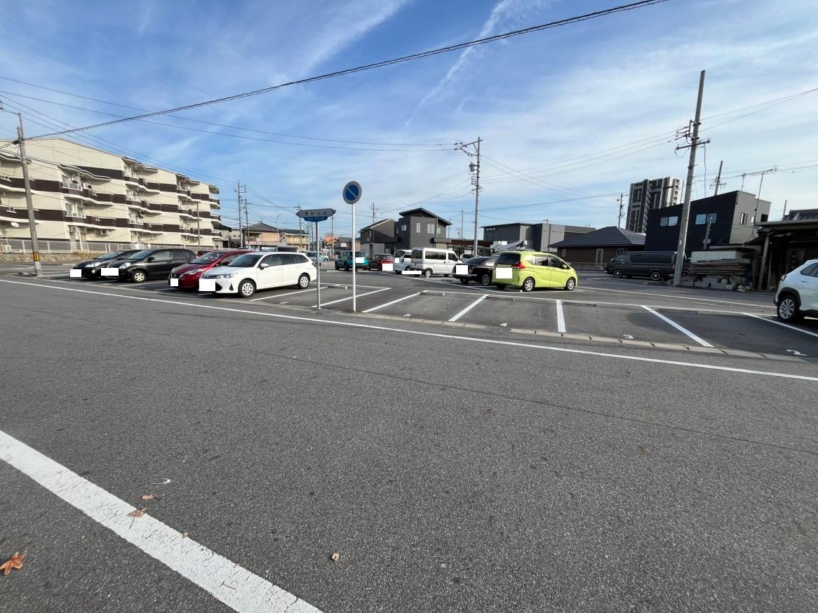 竹ノ花パーキングの外観・駐車場イメージ2枚目