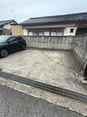 高岡市泉が丘2区107駐車場の駐車場