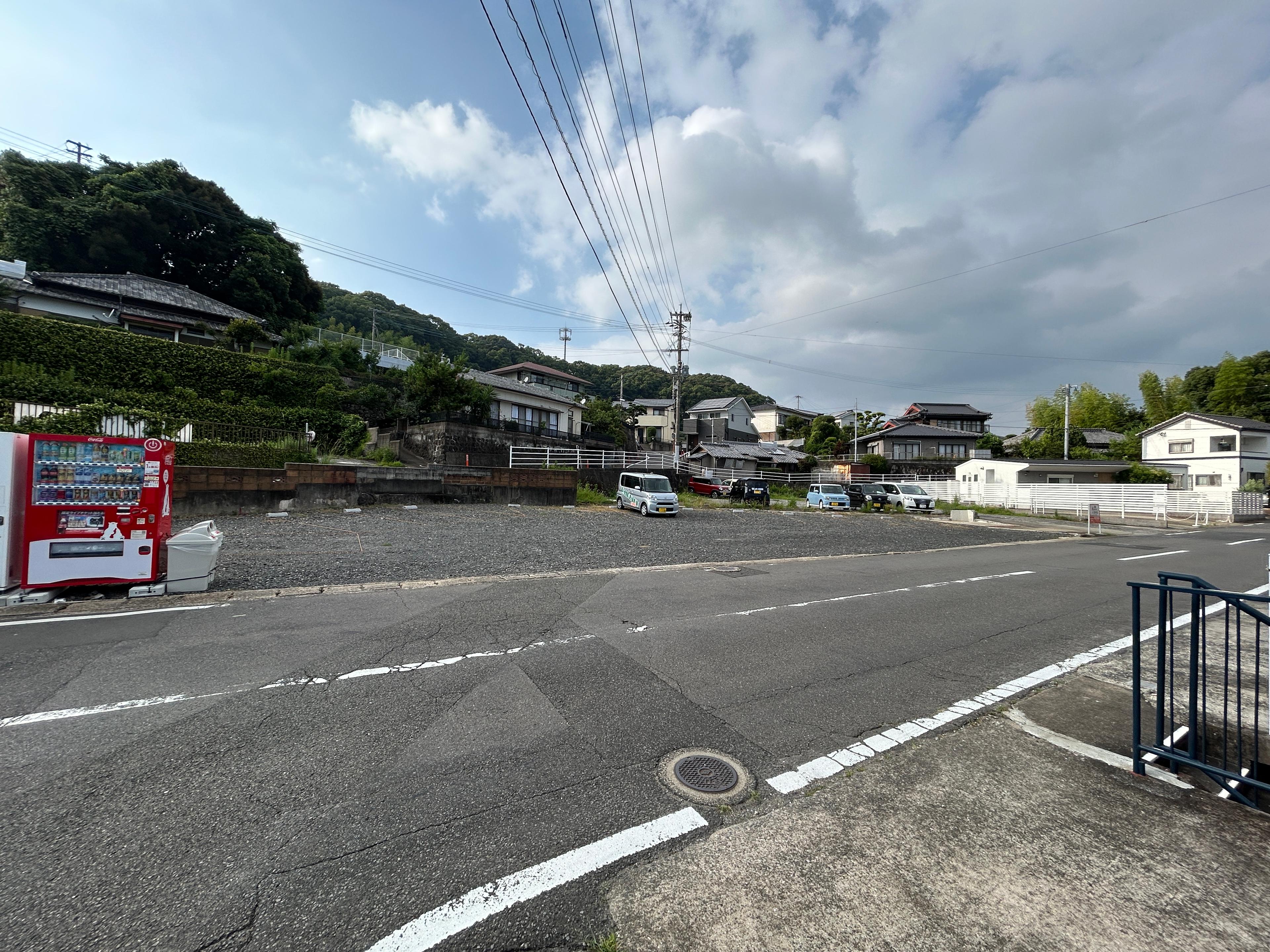 永石駐車場の外観・駐車場イメージ2枚目