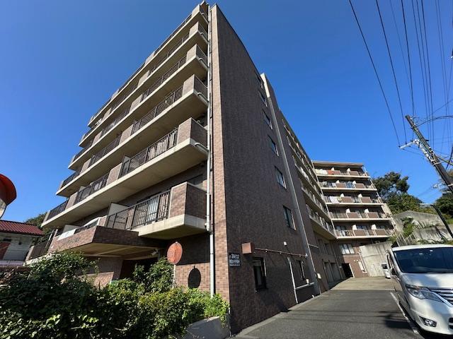 メイ・グリーン塚田　機械式駐車場の外観・駐車場イメージ1枚目