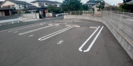 クレイノサンライズ吉志(57314)の外観・駐車場イメージ2枚目
