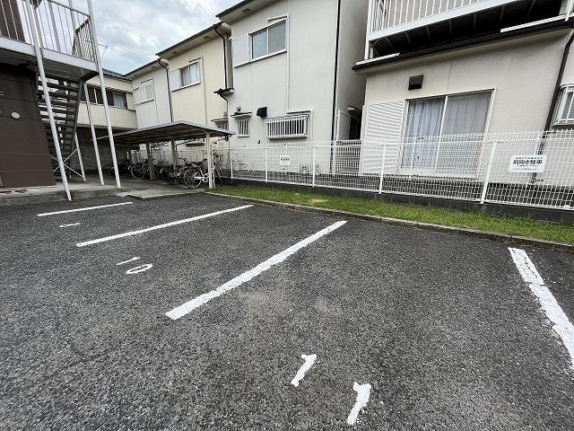 森の泉(12527)の外観・駐車場イメージ1枚目