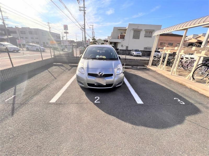 ナザレ(15526)の外観・駐車場イメージ1枚目