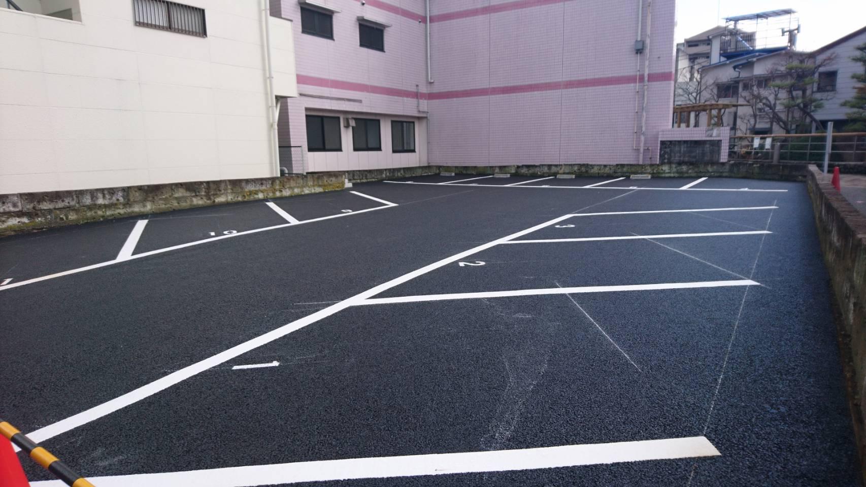 二荒町月極駐車場の外観・駐車場イメージ2枚目