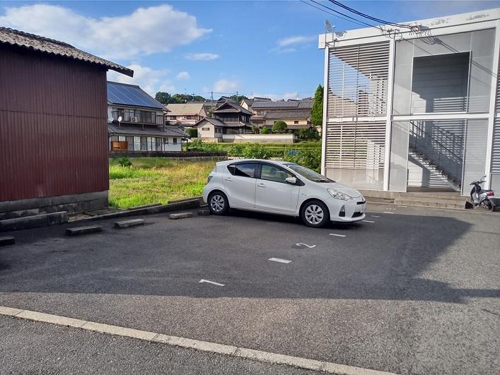 ヴェルドミールＭＩＫＩ(11298)の外観・駐車場イメージ3枚目