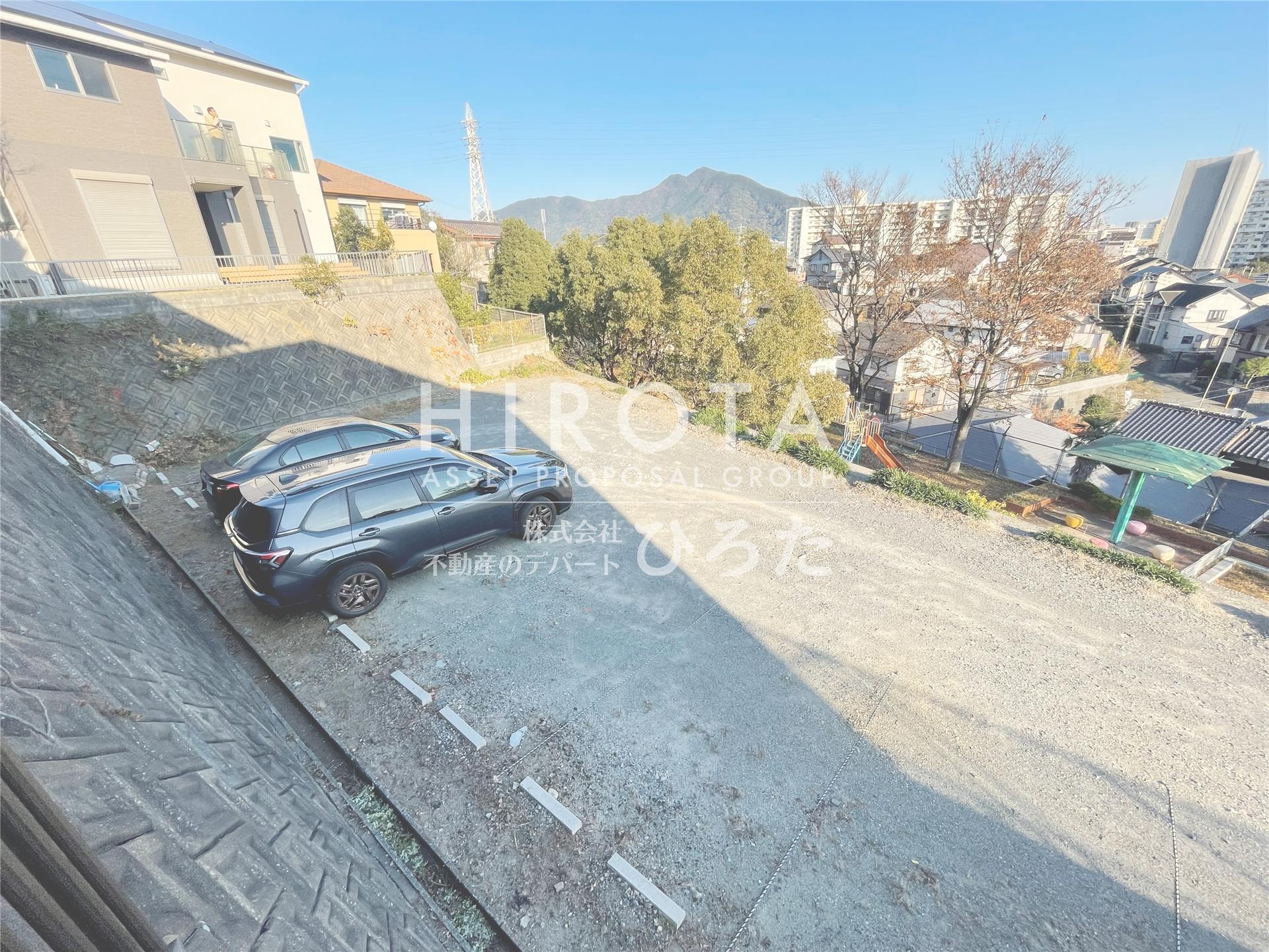 南丘月極駐車場の外観・駐車場イメージ2枚目