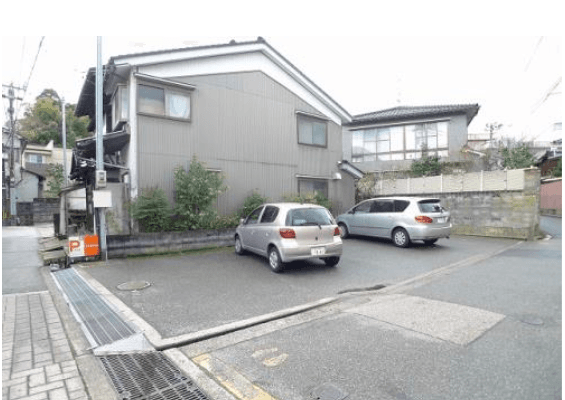 東兼六町パーキングの外観・駐車場イメージ1枚目