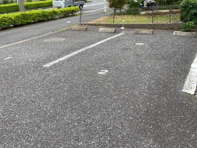 シャイニング(15746)の外観・駐車場イメージ1枚目