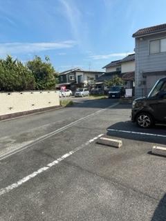 メルベーユ(28117)の外観・駐車場イメージ1枚目