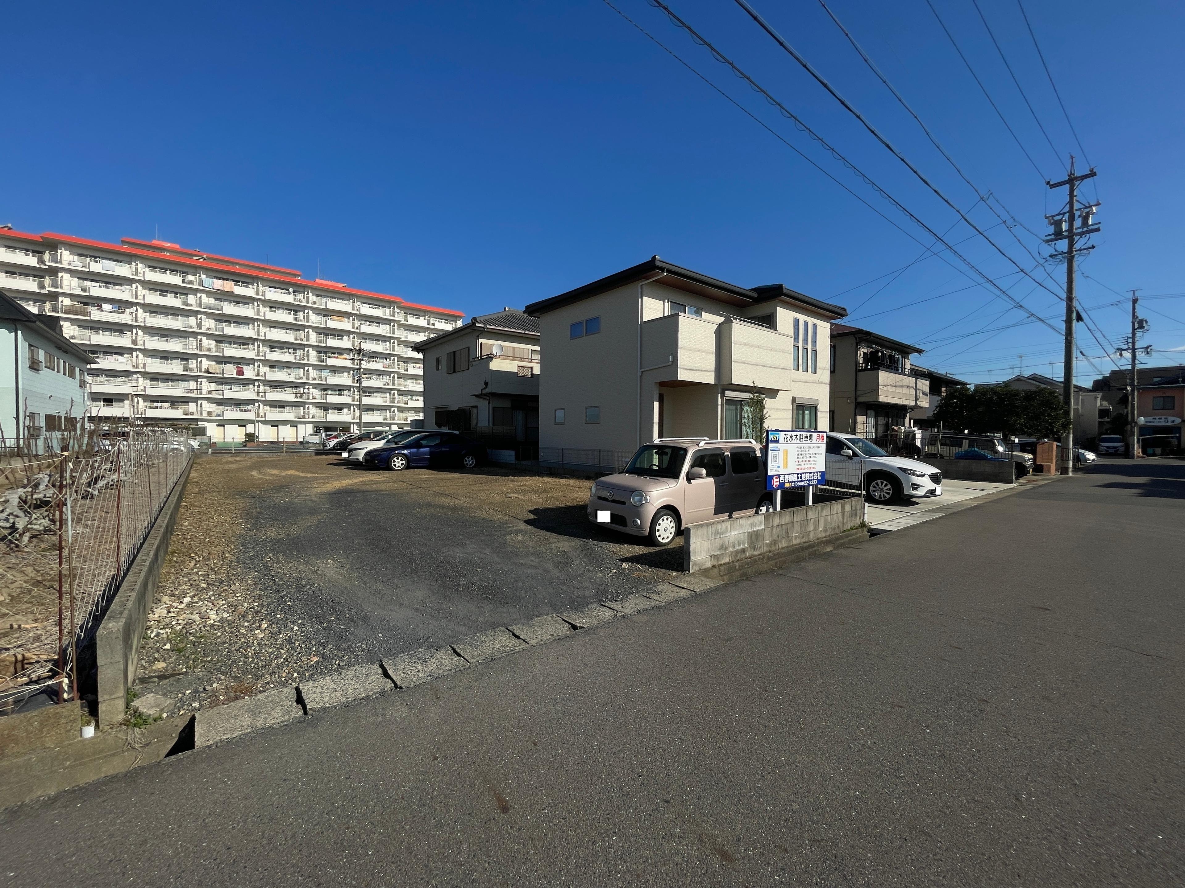 花水木駐車場の外観・駐車場イメージ2枚目