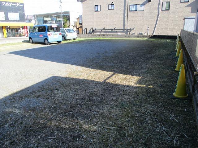 田中駐車場の外観・駐車場イメージ3枚目