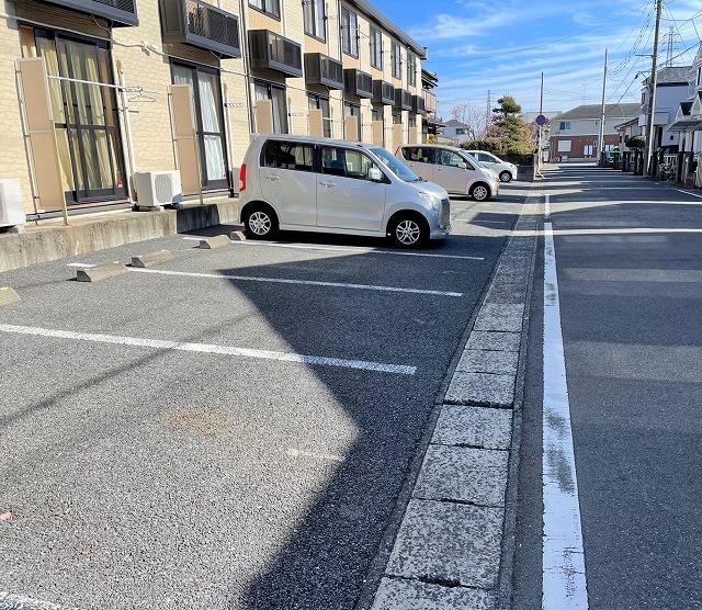 ＨＩＧＵＲＡＳＨＩ(34331)の外観・駐車場イメージ1枚目