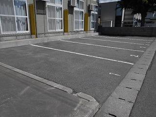 小柳(18188)の外観・駐車場イメージ1枚目