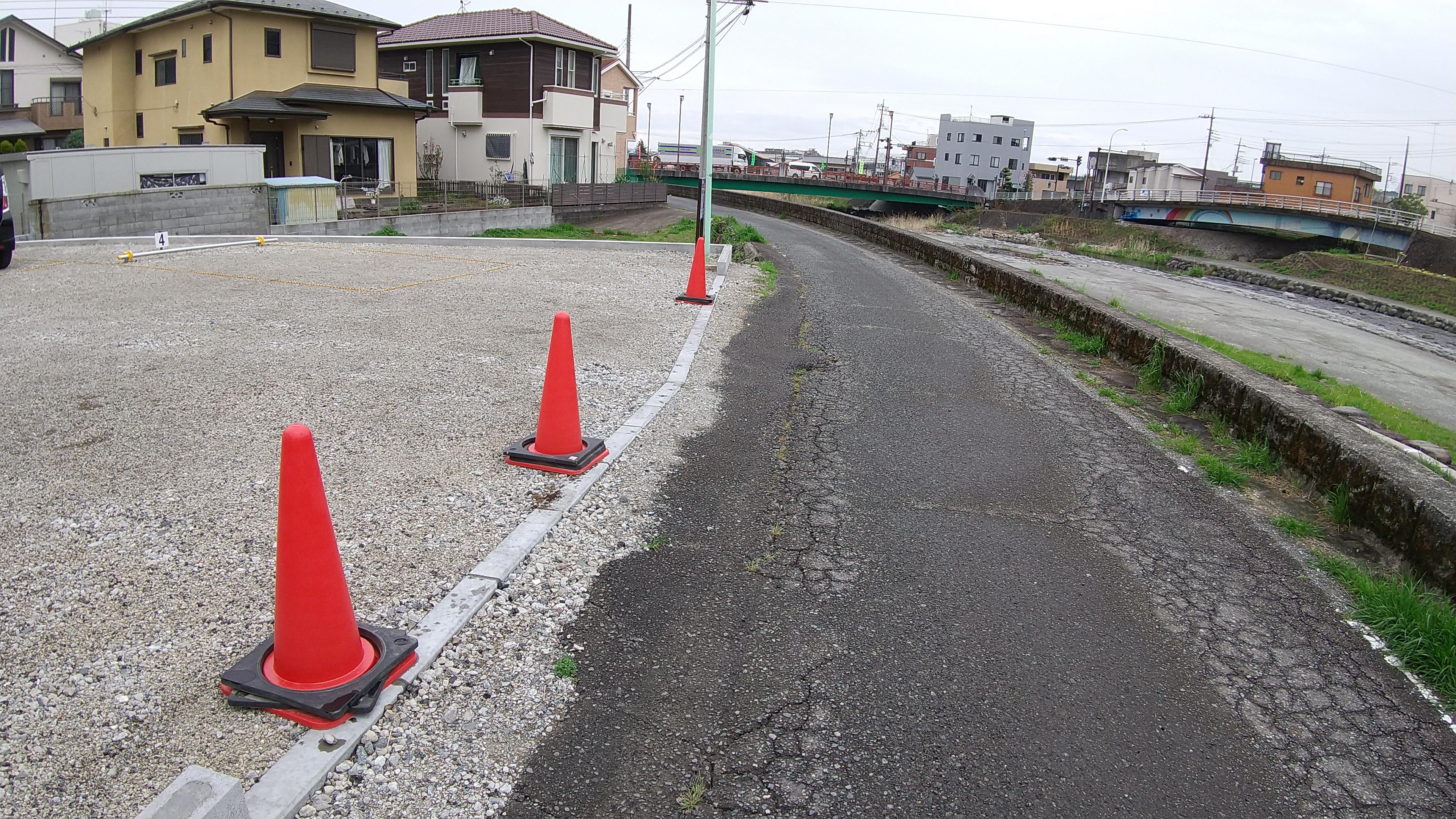 大雄橋第二駐車場の外観・駐車場イメージ2枚目