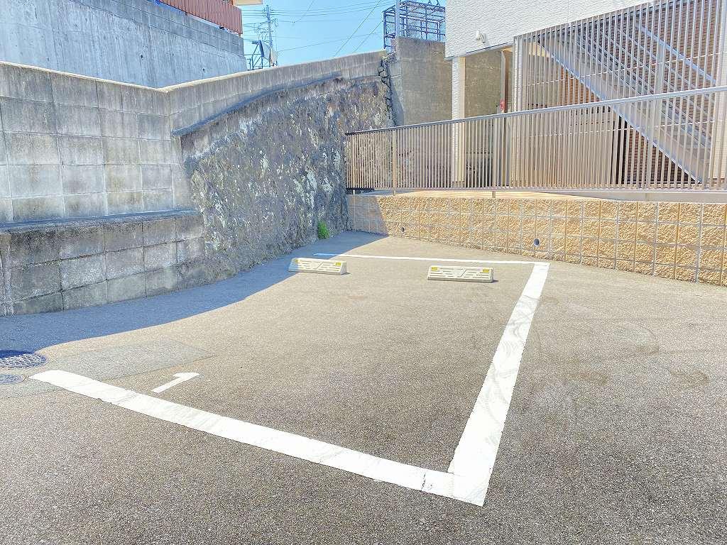 クレイノＢＬＵＥⅢ(57980)の外観・駐車場イメージ1枚目