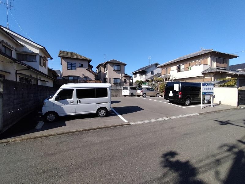 桂 ﾓｰﾀｰﾌﾟｰﾙの外観・駐車場イメージ1枚目