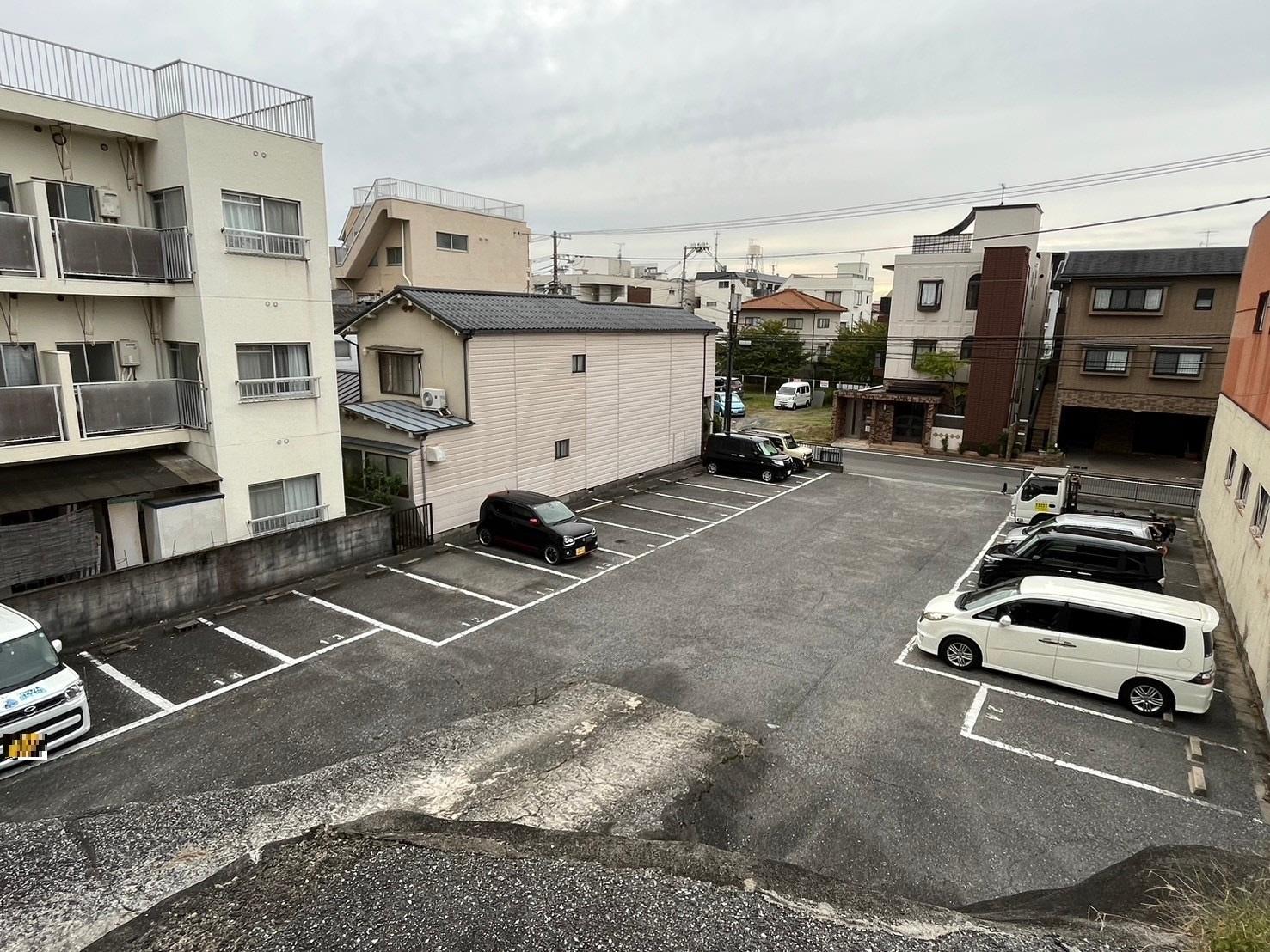 山城町ガレージの外観・駐車場イメージ3枚目