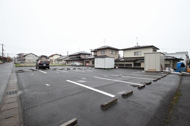 アルス泉ヶ丘敷地外駐車場の外観・駐車場イメージ1枚目