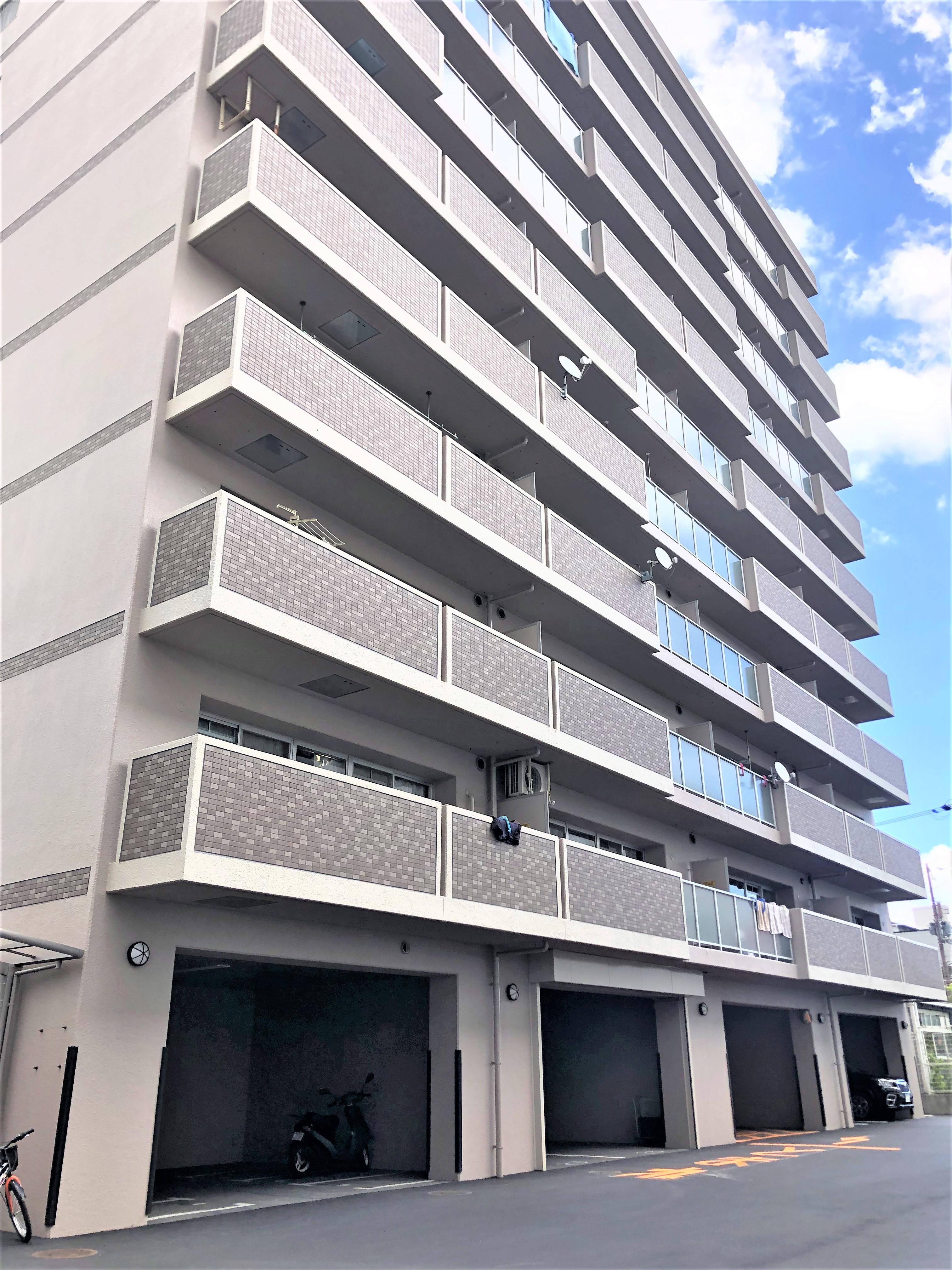 リージェンシー放出の外観・駐車場イメージ1枚目