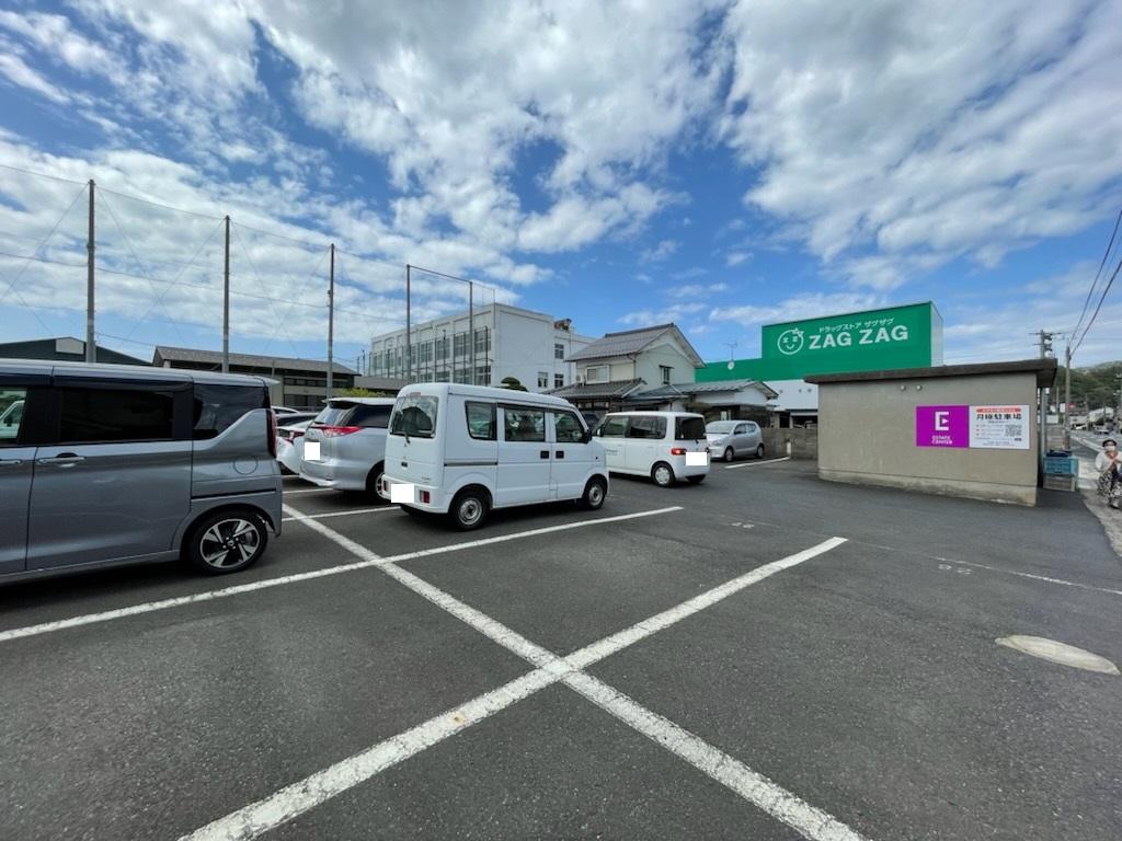 西品治865-1駐車場の外観・駐車場イメージ3枚目