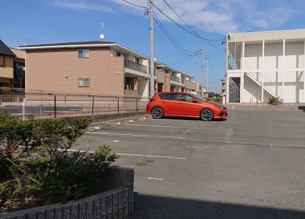 レユール樹(46336)の外観・駐車場イメージ1枚目