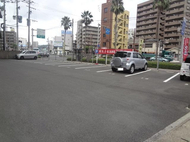 Ｍパーク下荒田６の外観・駐車場イメージ2枚目