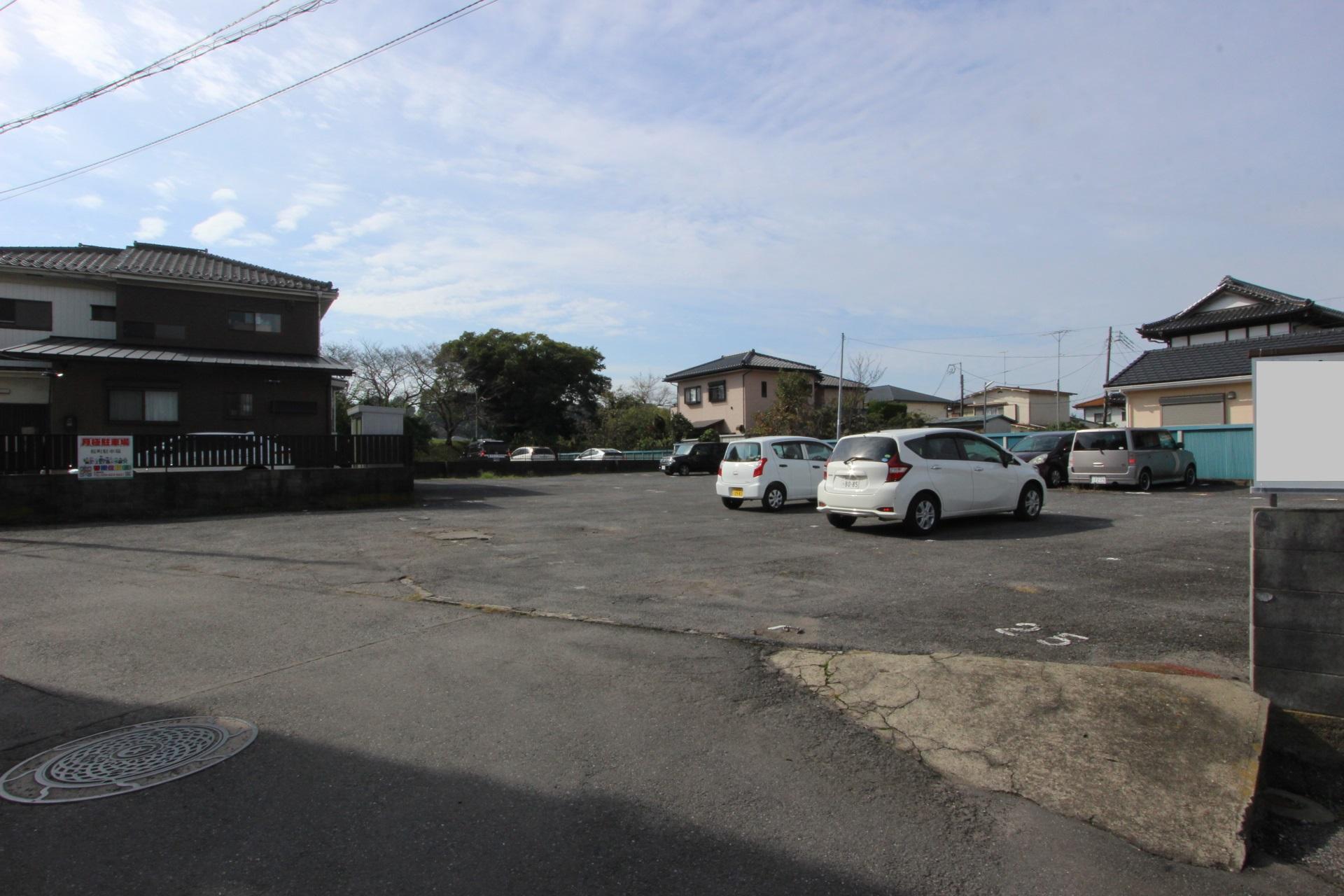 桜町駐車場の外観・駐車場イメージ1枚目