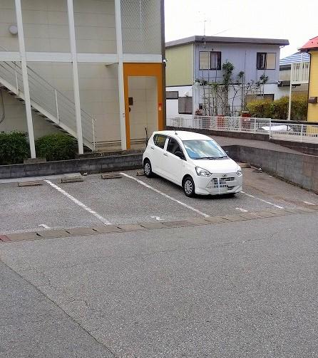 アムールハウス(12953)の外観・駐車場イメージ1枚目