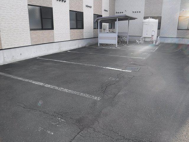 アザレア(27220)の外観・駐車場イメージ1枚目