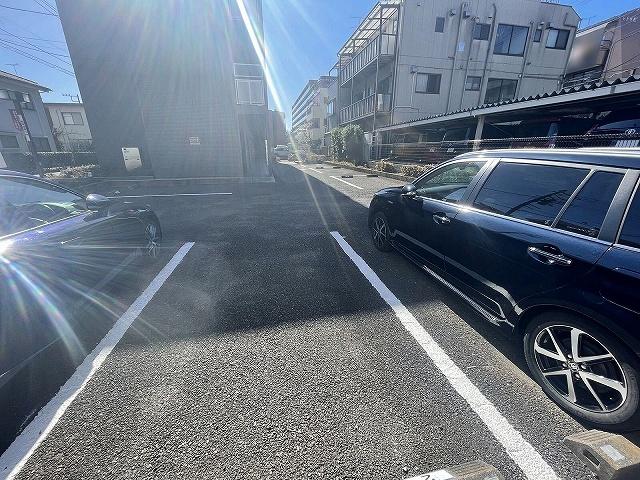 ＮＩＳＨＩＧＡＩⅡ(18349)の外観・駐車場イメージ2枚目