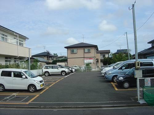 ホットハウス土樋第３パーキングの外観・駐車場イメージ1枚目
