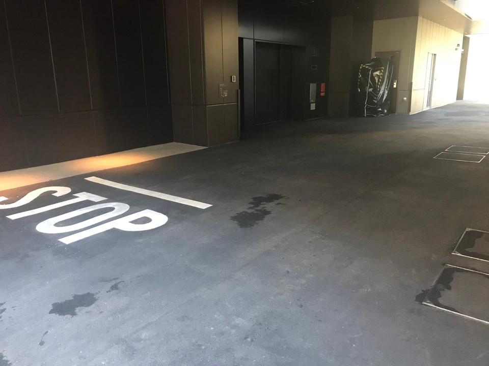 六本木３丁目第４の外観・駐車場イメージ3枚目