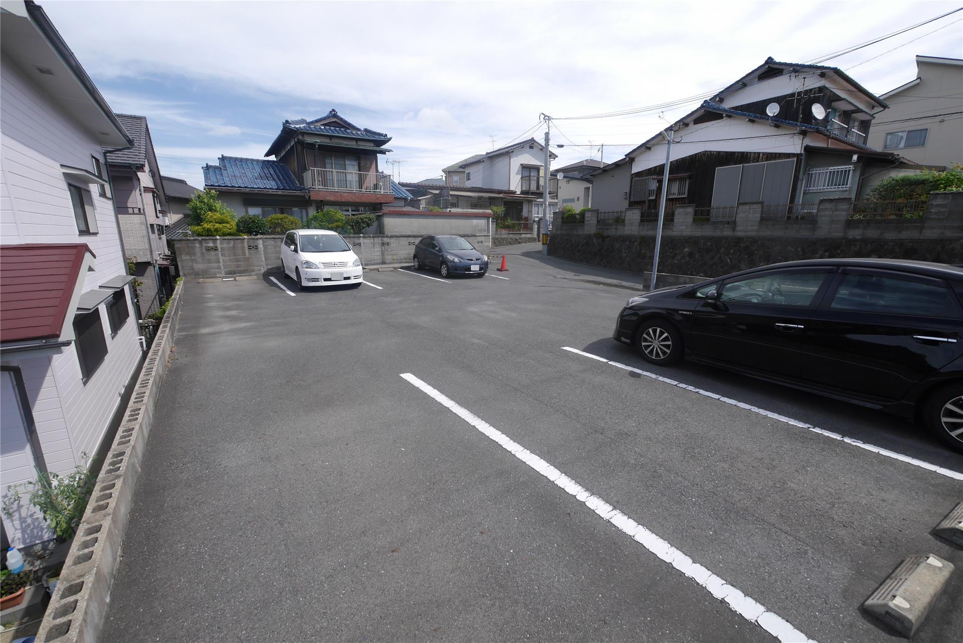 ジョイフル本城№2パーキングの外観・駐車場イメージ2枚目