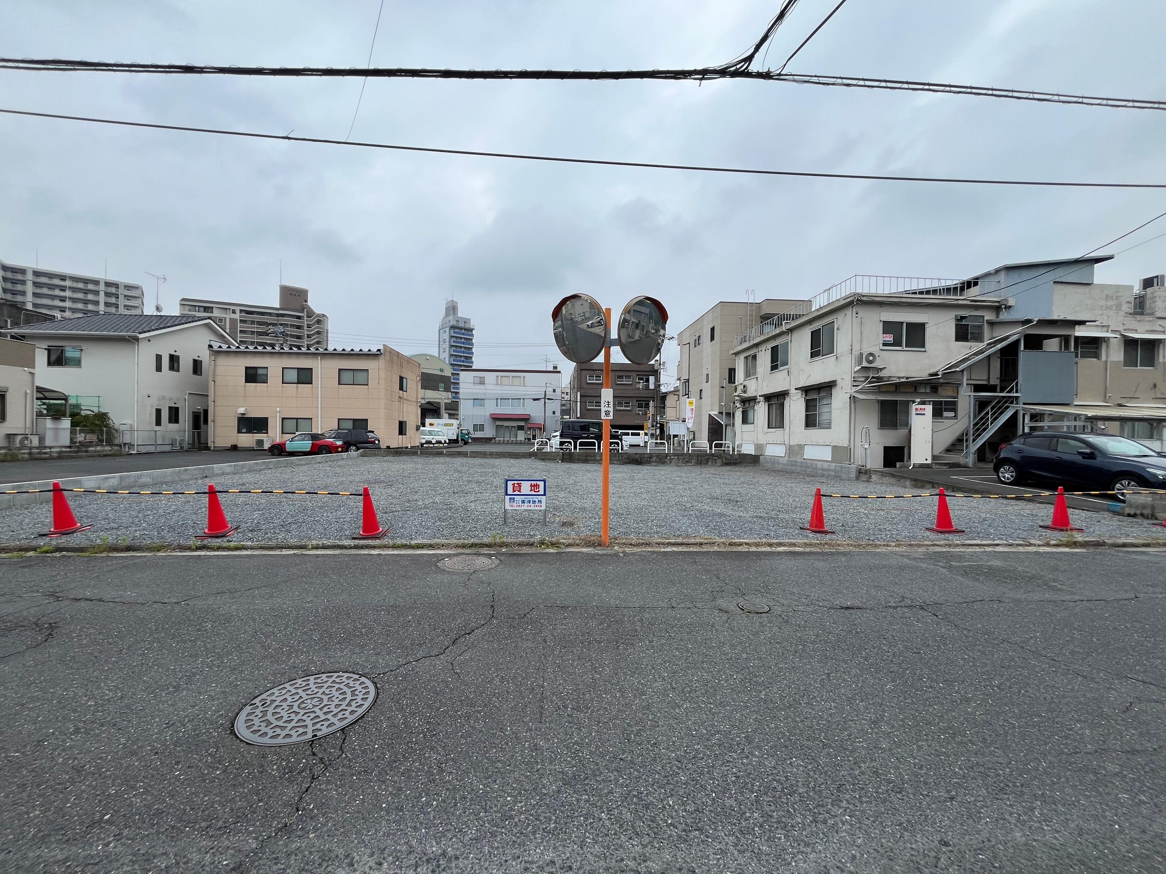 麻里布駐車場の外観・駐車場イメージ1枚目