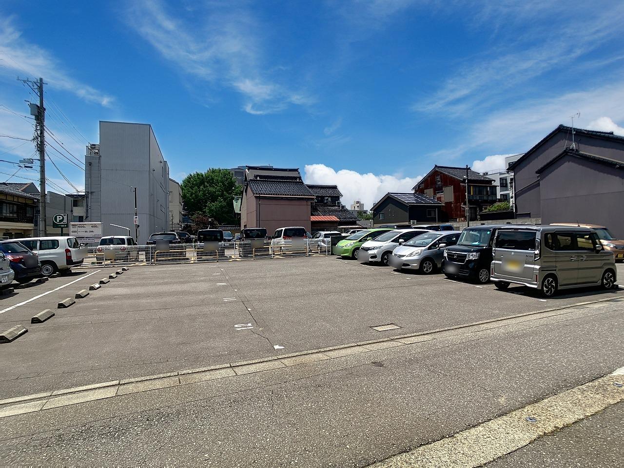 横安江東月極駐車場の外観・駐車場イメージ2枚目