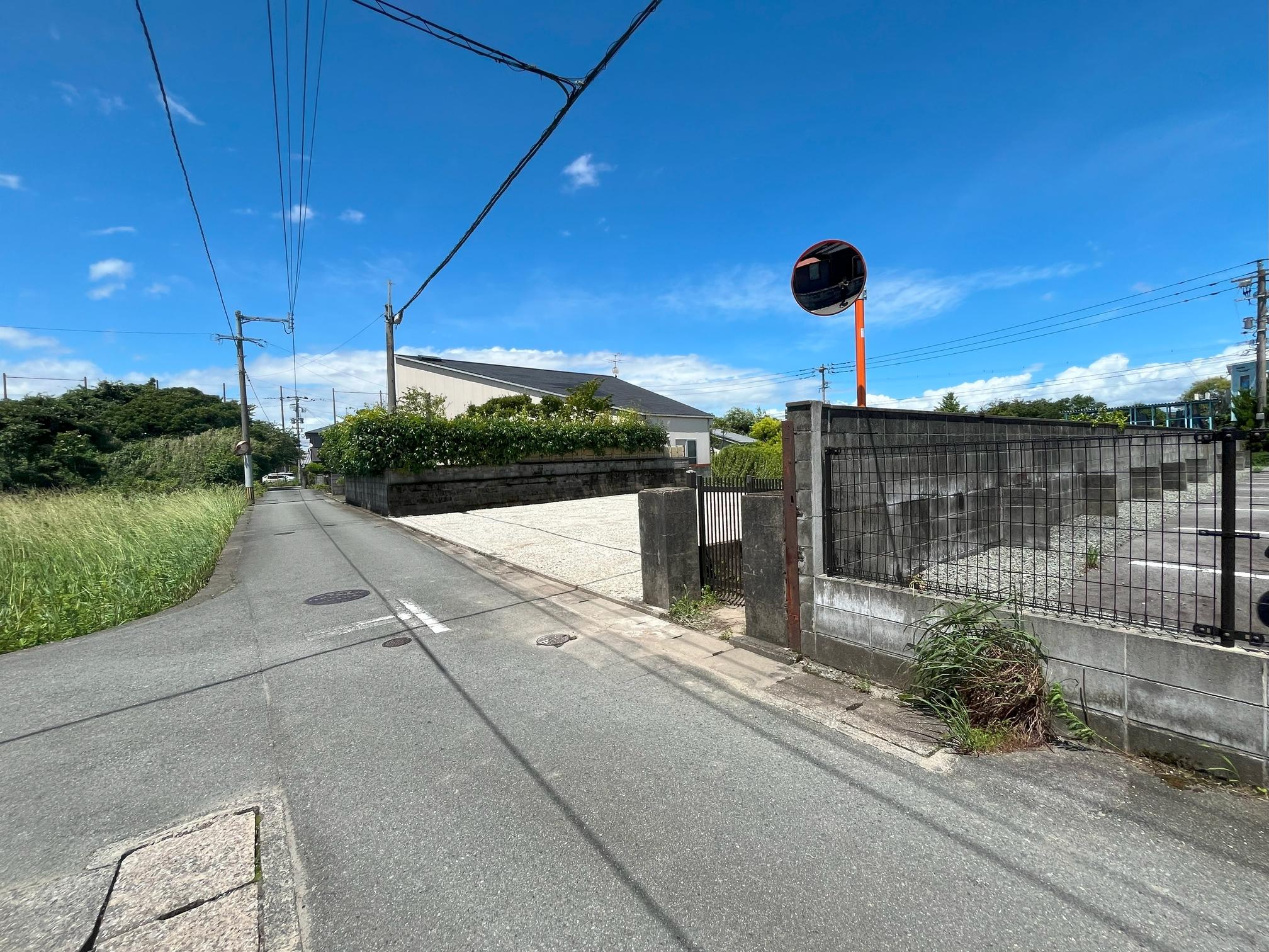 坂本町月極駐車場の外観・駐車場イメージ3枚目
