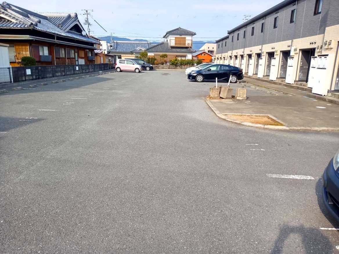 ドリーム(31877)の外観・駐車場イメージ1枚目