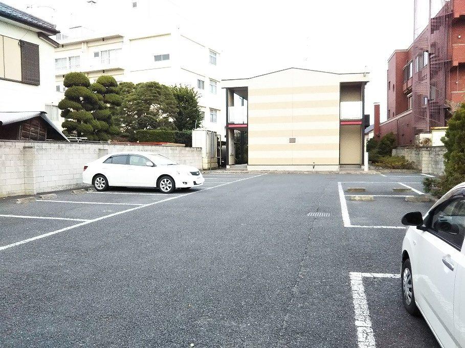 メゾンオドラント(31768)の外観・駐車場イメージ1枚目