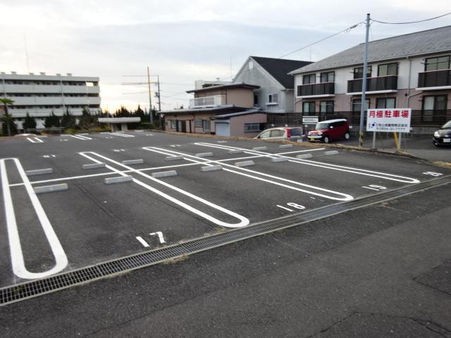 瀬戸見町駐車場の外観・駐車場イメージ3枚目