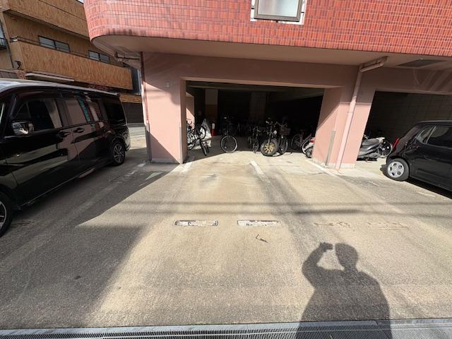 ヴィラエスポアール駐車場の外観・駐車場イメージ1枚目