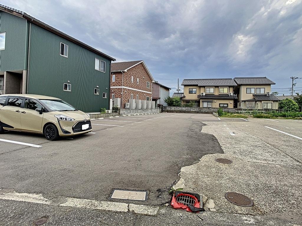 浅野本町Ｓパーキングの外観・駐車場イメージ1枚目