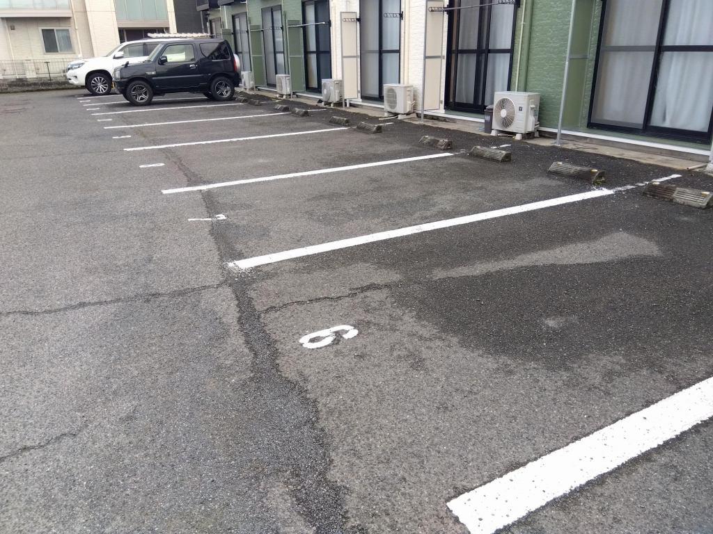 久米東(25472)の外観・駐車場イメージ1枚目